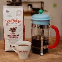 Jones Brothers Coffee The Big Shot szemes kávé, 500g 
