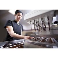 chocoMe Raffinée liofilizált feketeribizli kékáfonyás joghurttal és fehércsokoládéval drazsírozva chocoMe Raffinée liofilizált feketeribizli kékáfonyás joghurttal és fehércsokoládéval drazsírozva