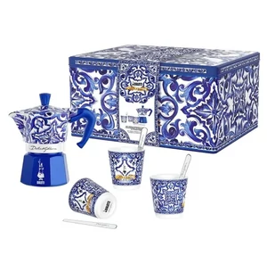 Bialetti Dolce&amp;Gabbana Moka Express 3 adagos kávéfőző + 3db Dolce&amp;Gabbana csésze, ezüst keverő szett díszdobozban